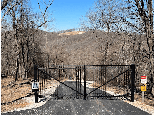 Automatic Gate Installed in Garfield, Arkansas – Powered by Fence Guys
